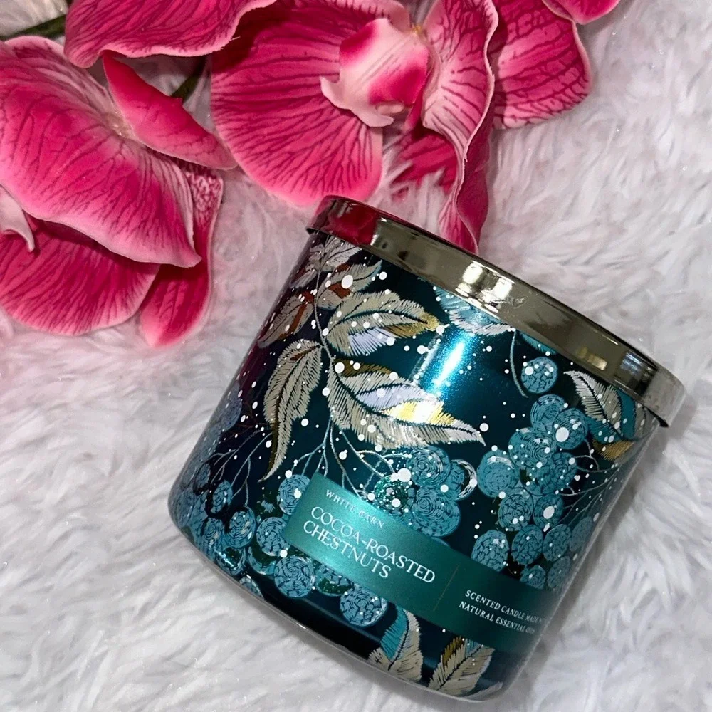 White Barn Cocoa-Roasted Chestnuts 3-Wick Scented Candle 14.5oz Bath & Body Work
